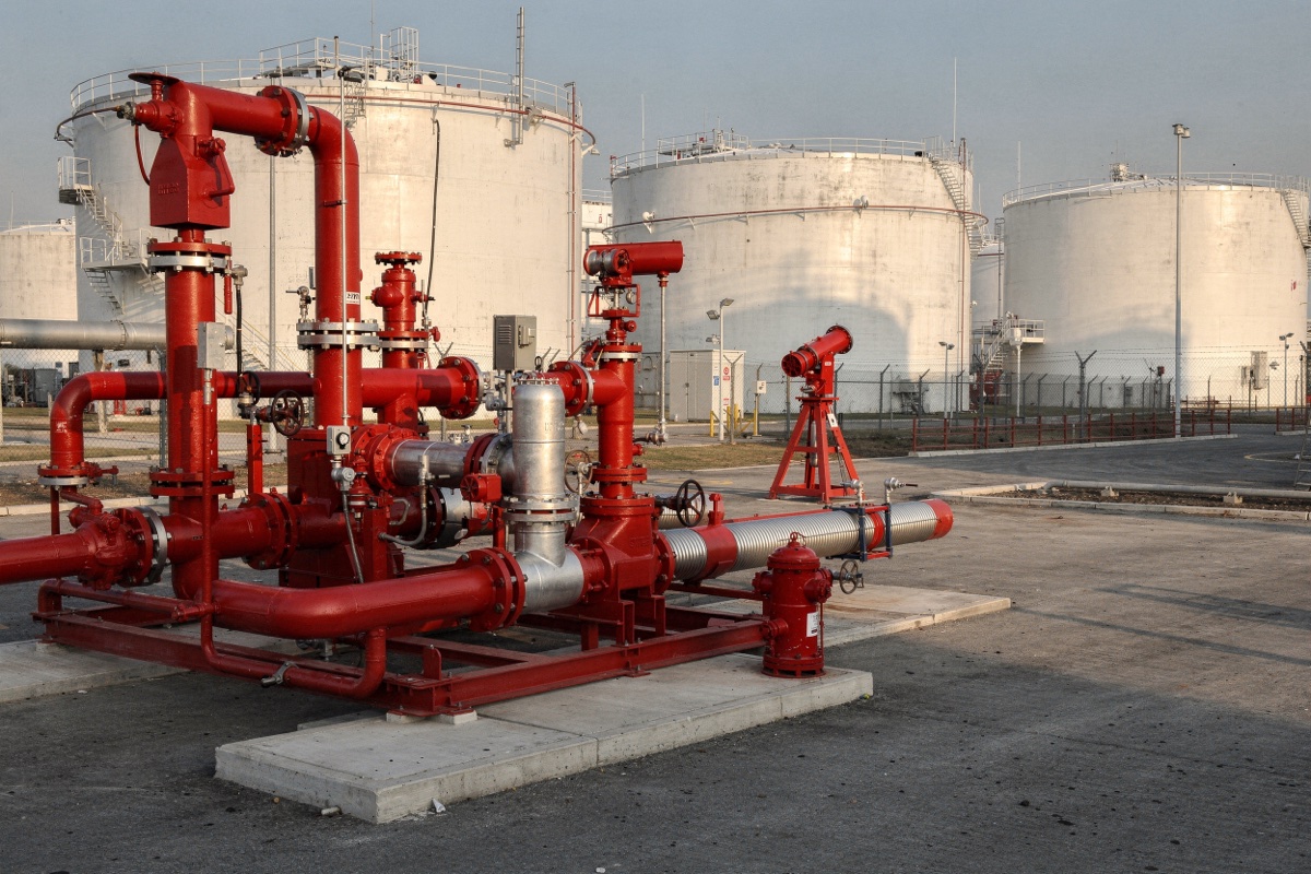 Industrial Fire Protection Systems: Sprinklers, Foam, Gas and Hydrants