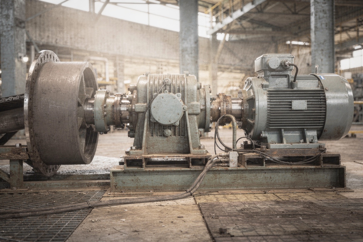 Industrial Gearboxes and Couplings: Service Factor, AGMA Ratings and Alignment